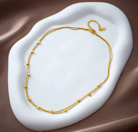 18K Gold Necklace with Layered Small Squares (One Piece)